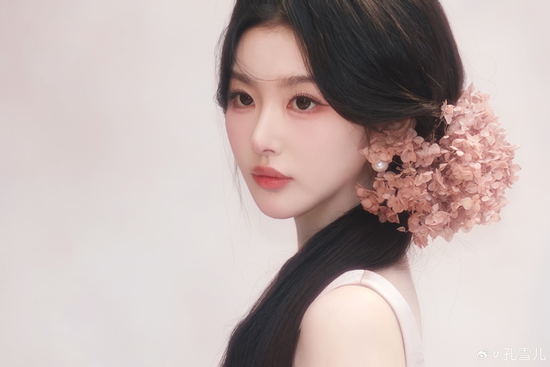 ขงเสว่เอ๋อร์ Kong Xue Er