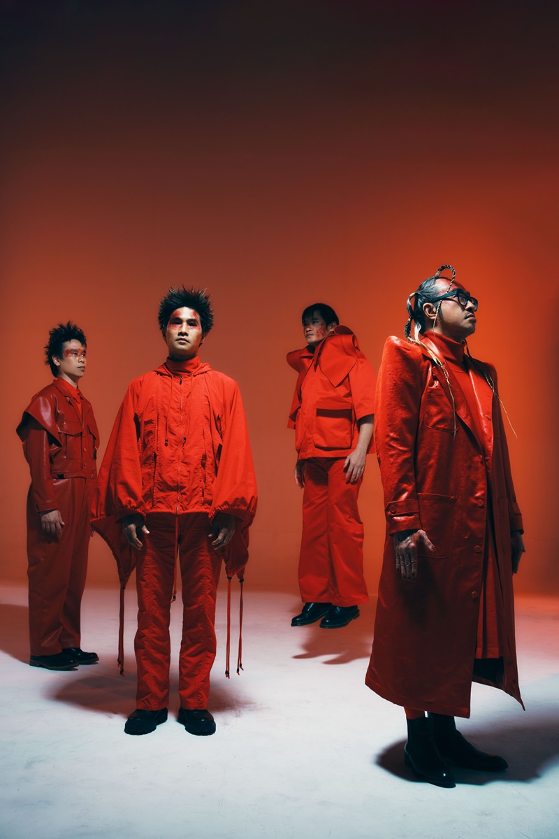 นั่งเล 5 line up