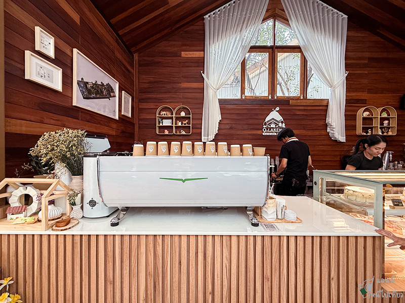 โอละเข่ง ร้านคาเฟ่ในสวน