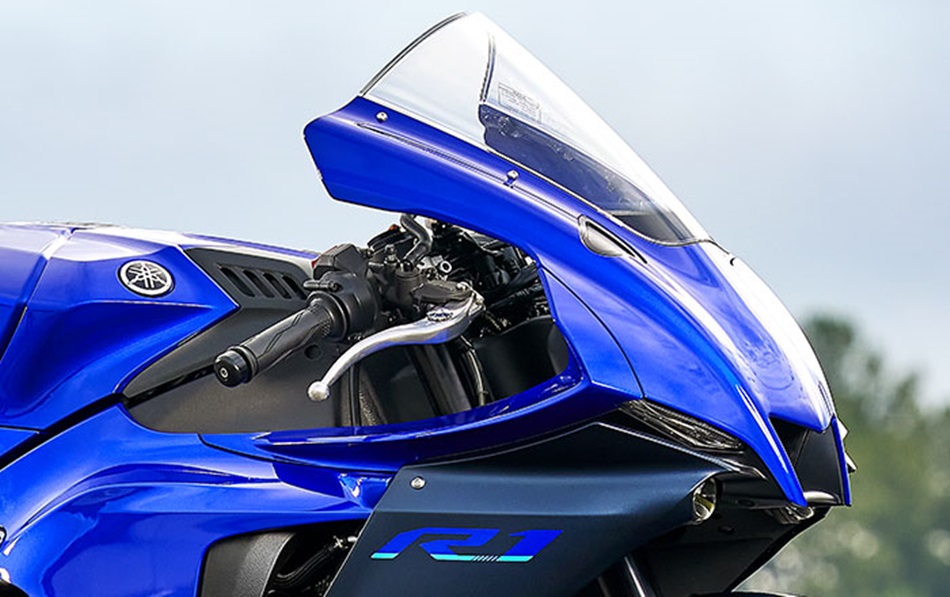 Yamaha R1 2022