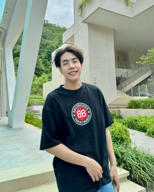 ไปร์ท เนติเจน ประวัติยูทูบเบอร์และครีเอเตอร์หนุ่มตี๋มากไอเดีย