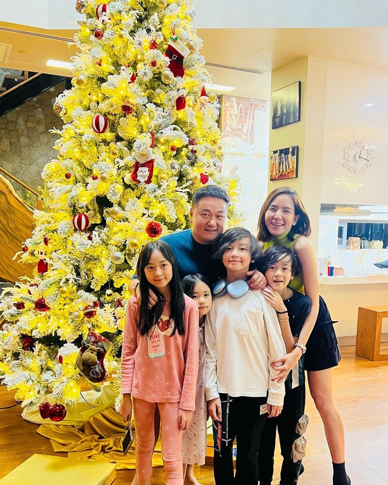 พลอย ชิดจันทร์