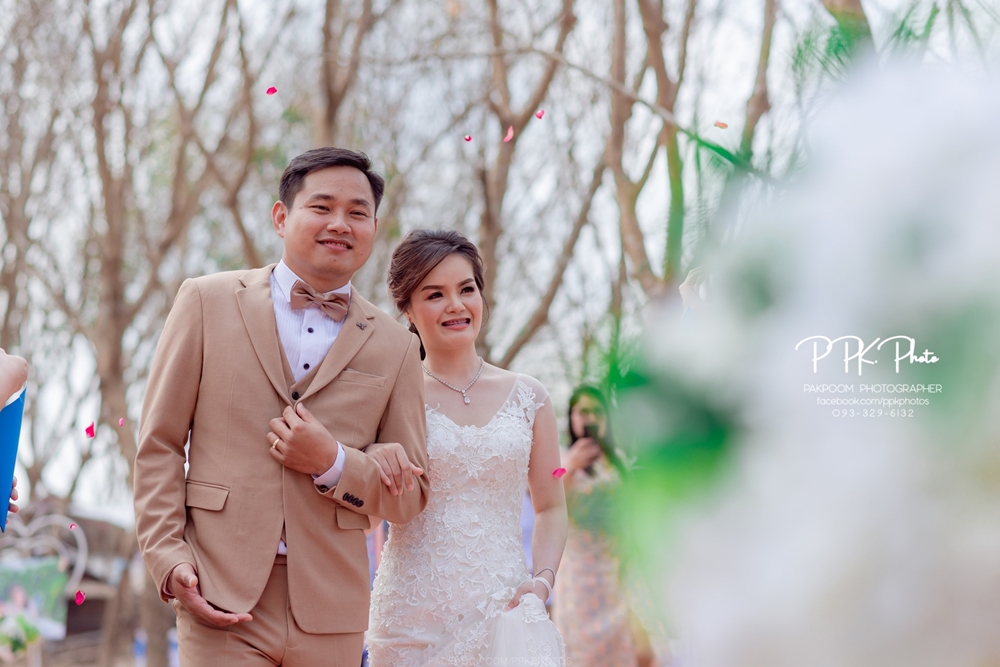 งานแต่งในสวนยาง