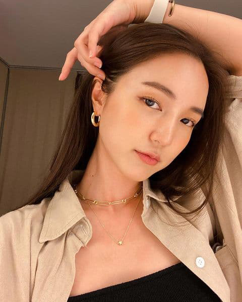 บัว นลินทิพย์