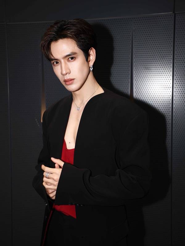 ฟิล์ม ธนภัทร - นนท์ อินทนนท์