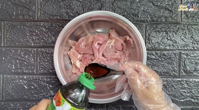 หมูทอด