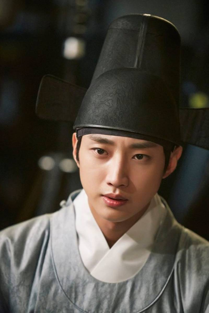 Love in the Moonlight รักเราพระจันทร์เป็นใจ