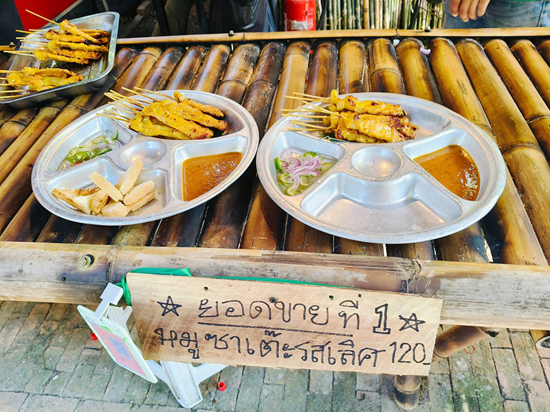 บ้านตลาดควาย จอมบึง Buffalo Market Ratchaburi