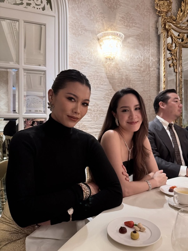 ไฮโซเซนต์ มิว นิษฐา