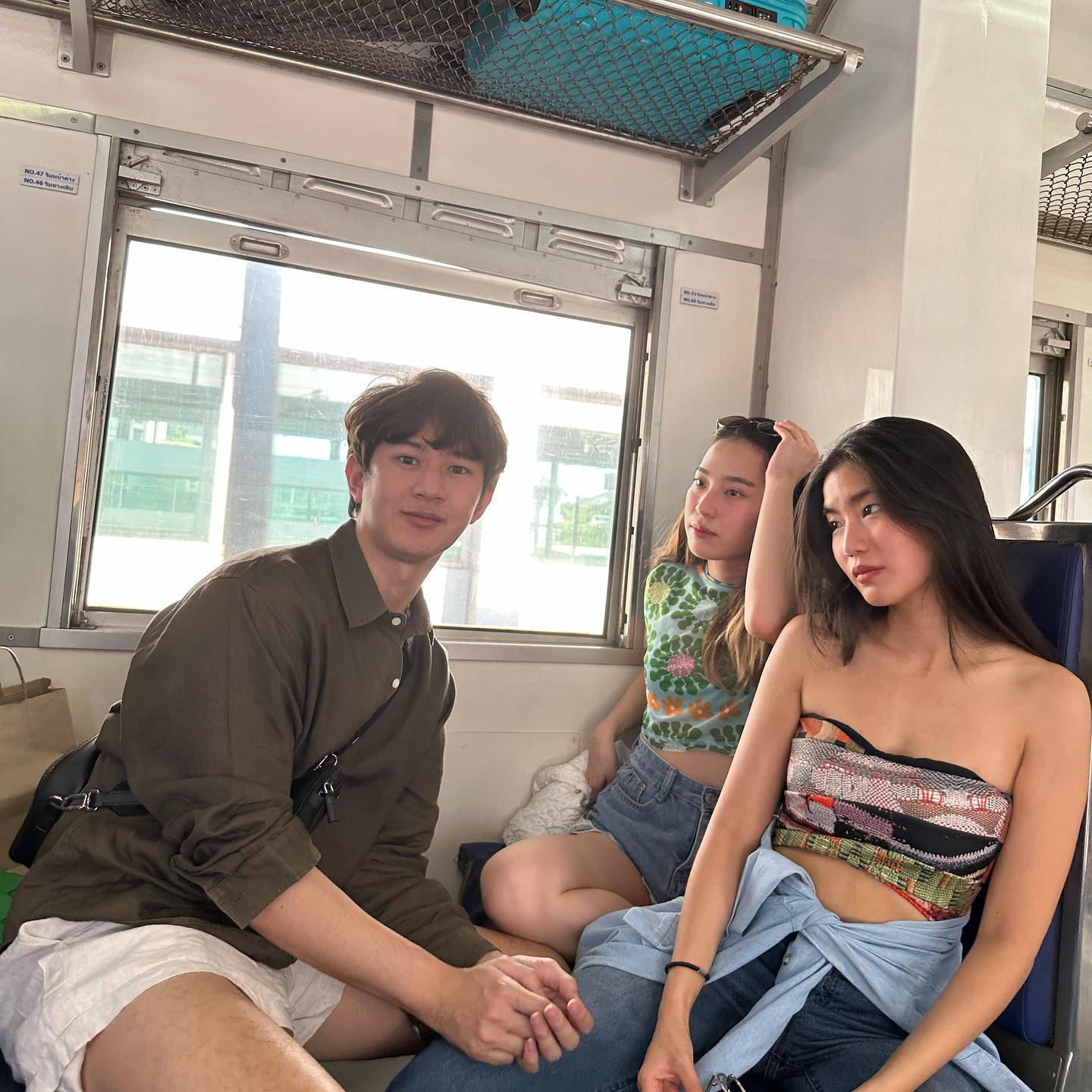 ก้อย อรัชพร