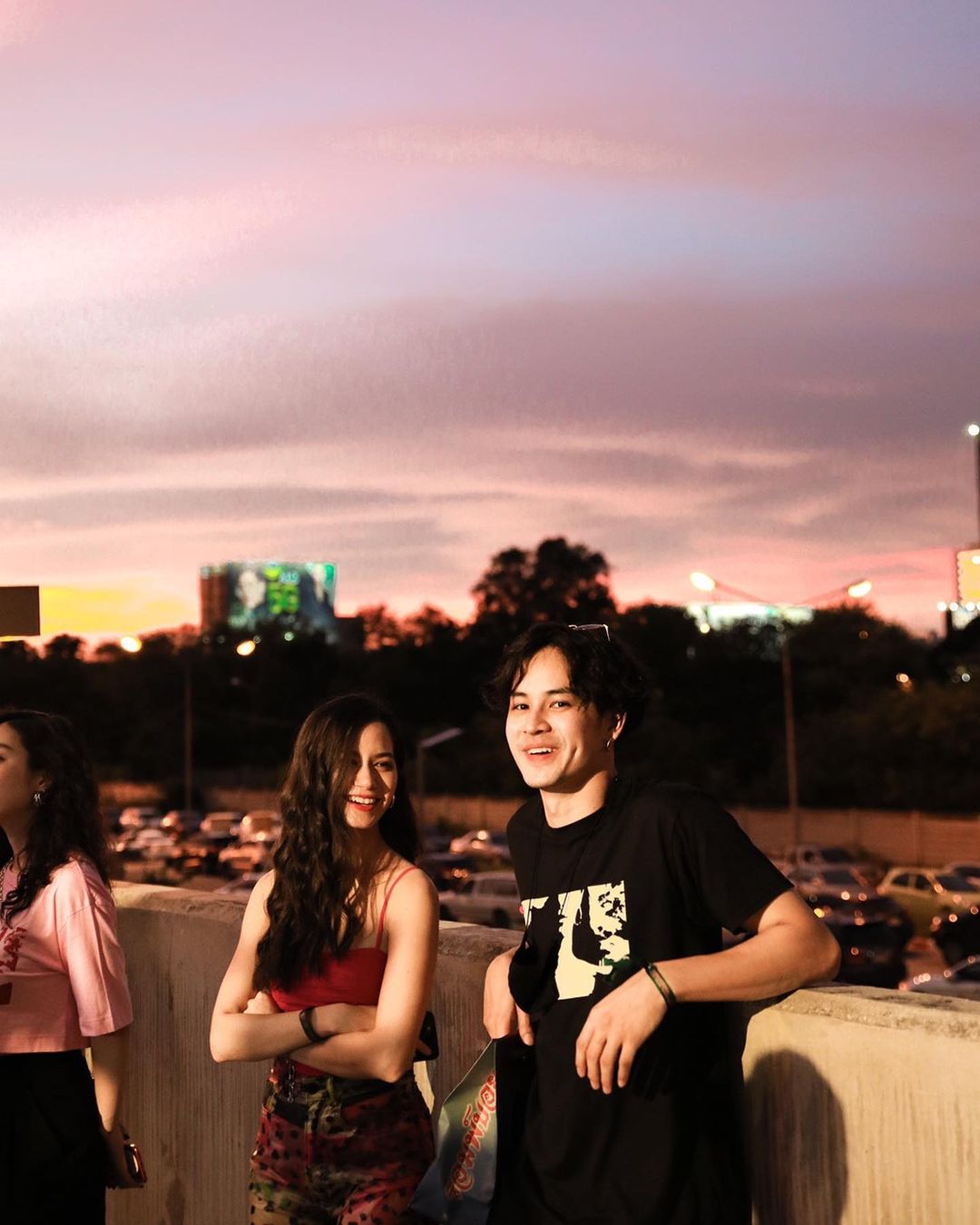  เก้า จิรายุ, วี วิโอเลต