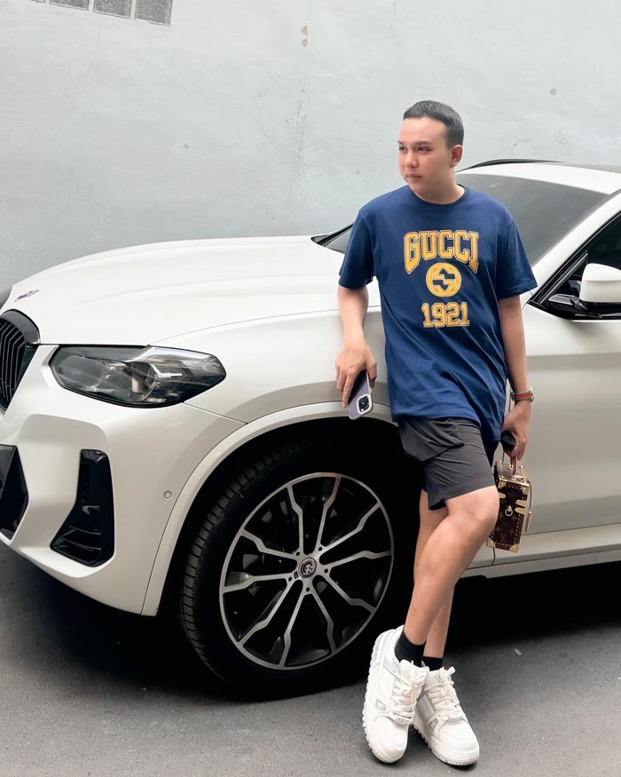 แพรรี่ ไพรวัลย์