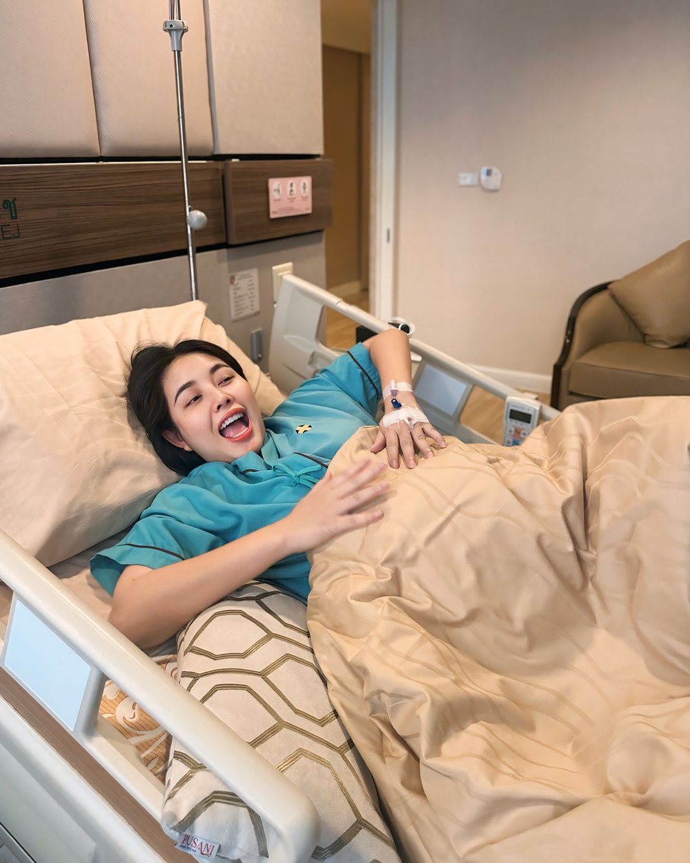 บิว วราภรณ์ คลอดแล้ว พี่ธนิน เผยภาพแรกลูกชาย น้องเบนนี่