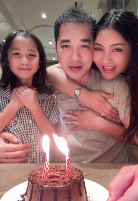 เจมส์ เรืองศักดิ์