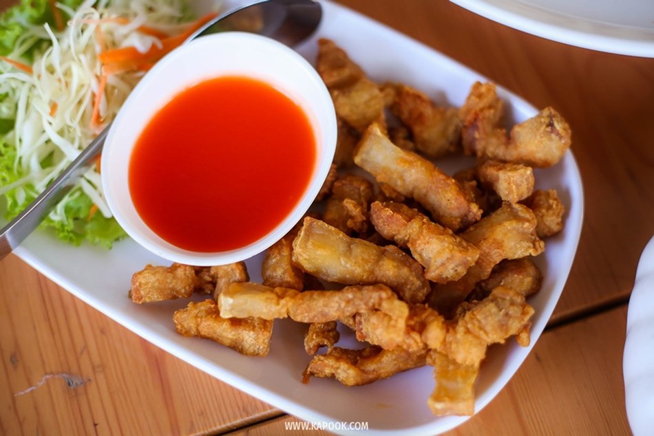 ร้านอาหารเกษตรนวมินทร์ อร่อย together