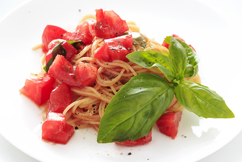 แคปเปลลินีซอสมะเขือเทศสดและโหระพา เมนูเส้นพาสต้า เมนูอาหารต่างประเทศ สูตรอาหาร