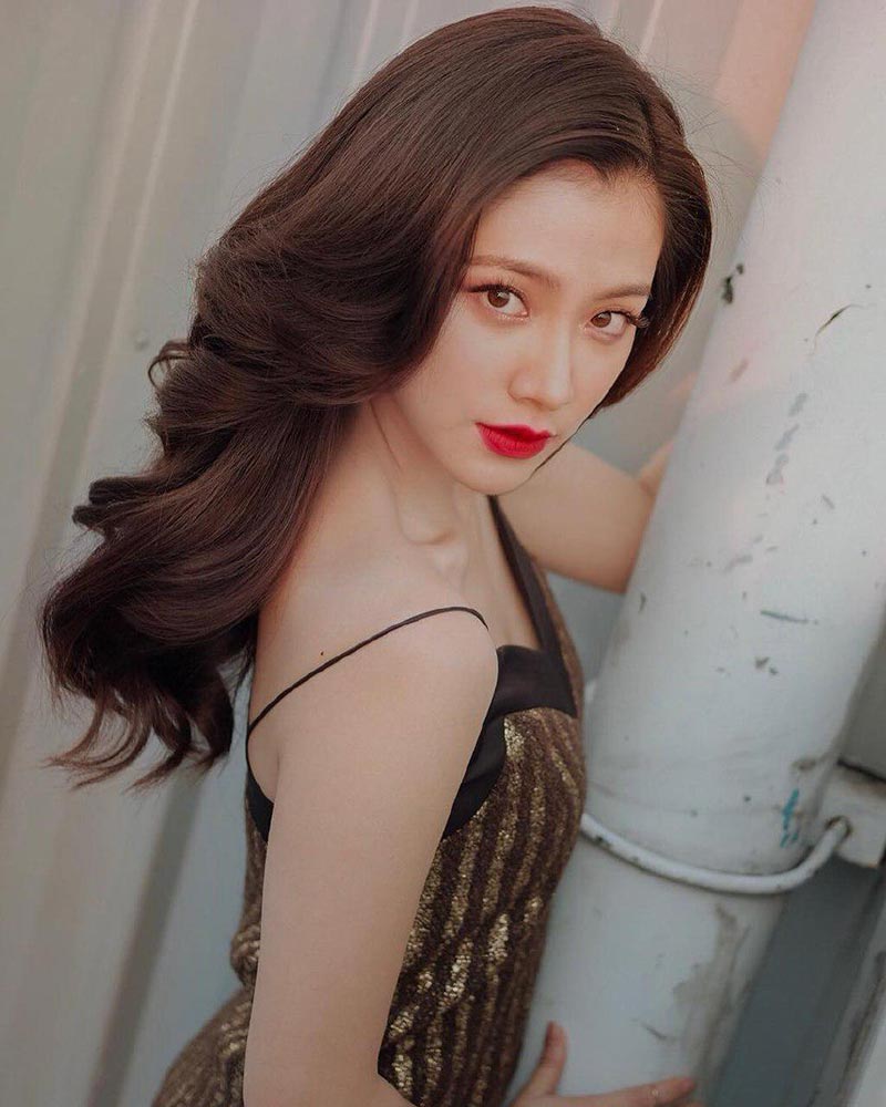 ใบเฟิร์น พิมพ์ชนก