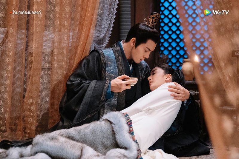 ไข่มุกเคียงบัลลังก์