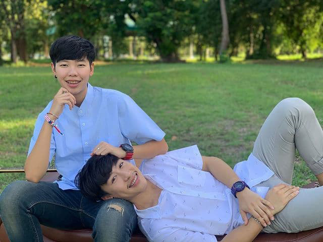 นักร้องลูกทุ่งชาย