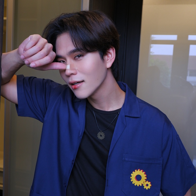 หมอกาย พันธกานต์ หมอเด็กหล่อ