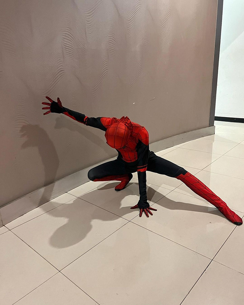 แพรวา ณิชาภัทร ใส่ชุดสไปเดอร์แมนไ