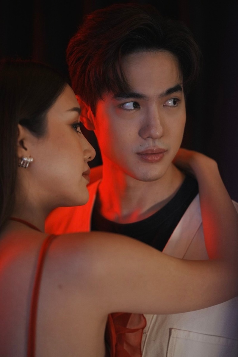  One Night Stand คืนเปลี่ยนชีวิต