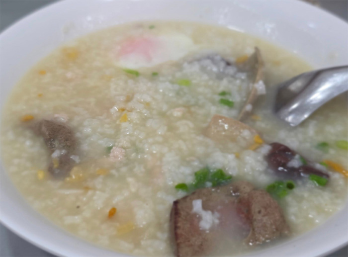 ข้าวต้มหมูภูเก็ต