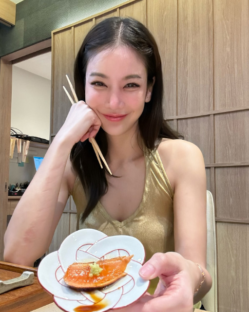 ก้อย กรกช ประวัติ