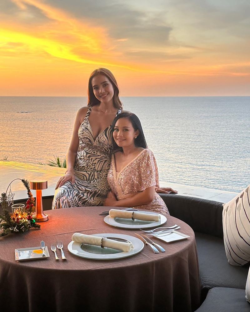 เปิดภาพครอบครัว โอปอล สุชาตา คุณพ่อ-คุณแม่ หล่อสวยมาก