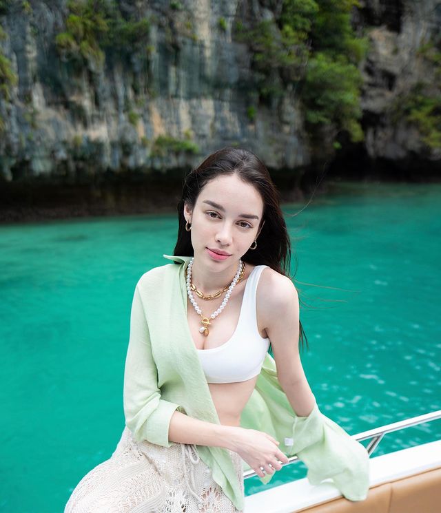 สกาย The Face