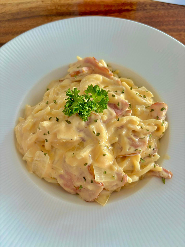 SICHA Cafe’ & Bistro อาหาร