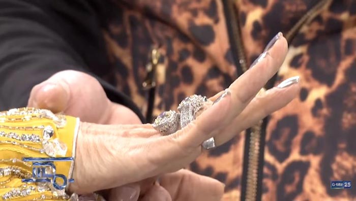 มูนา อัล ซารูณีย์