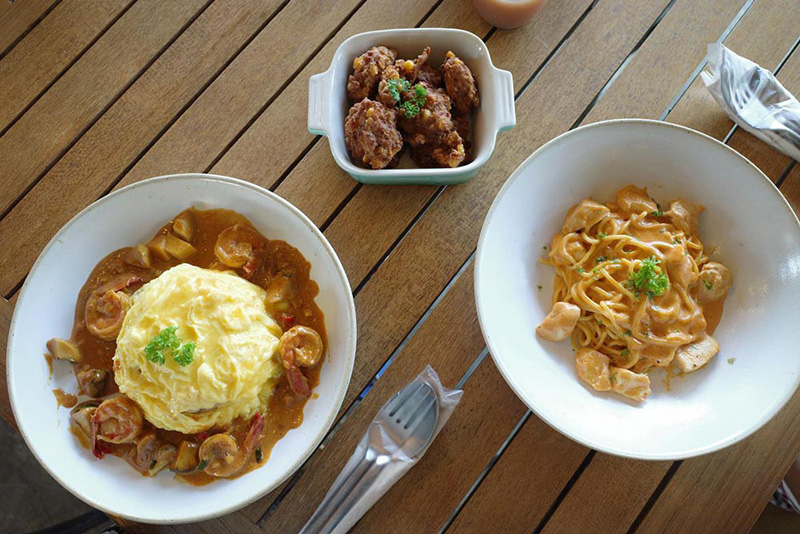 Little Forest Coffee House at แก่งกระจาน