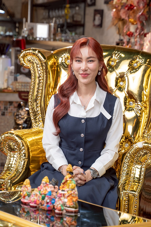 อ.เบ โอมมาศ์ตรา มหาเทวลัยพระพิฆเนศ ปางมหาราชา