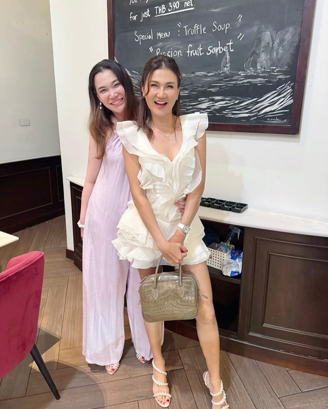 นนนี่ ลูกสาว แอน สิเรียม