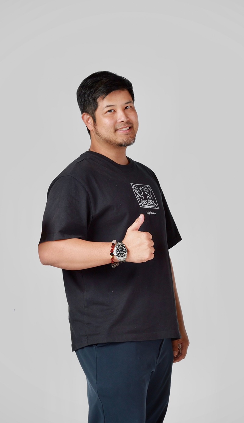 สาวน้อยร้อยไมค์