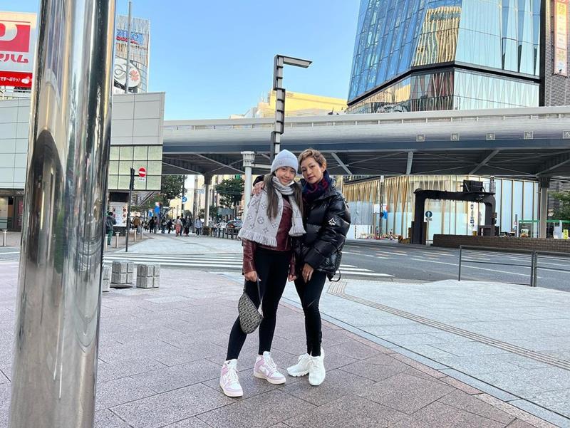 น้องแองจี้ ลูกสาว หญิง จุฬาลักษณ์ 