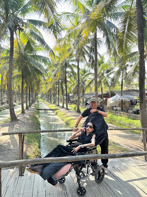 เสธ.ดอลล่าร์