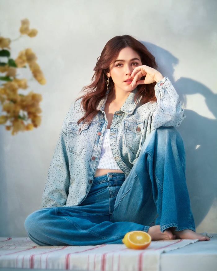 ชมพู่ อารยา