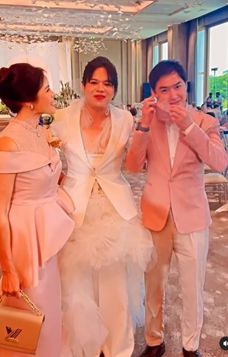  วิน ธาวิน ร่วมยินดี เวียร์-วิกกี้ 