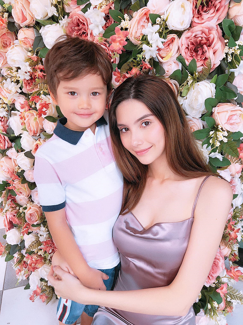 ซาร่า คาซิงกินี - น้องแม็กซ์เวลล์ 