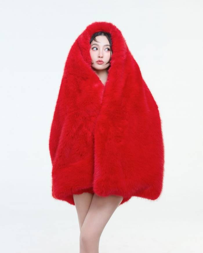 เบลล่า ราณี อวดออร่าสาวชุดแดง