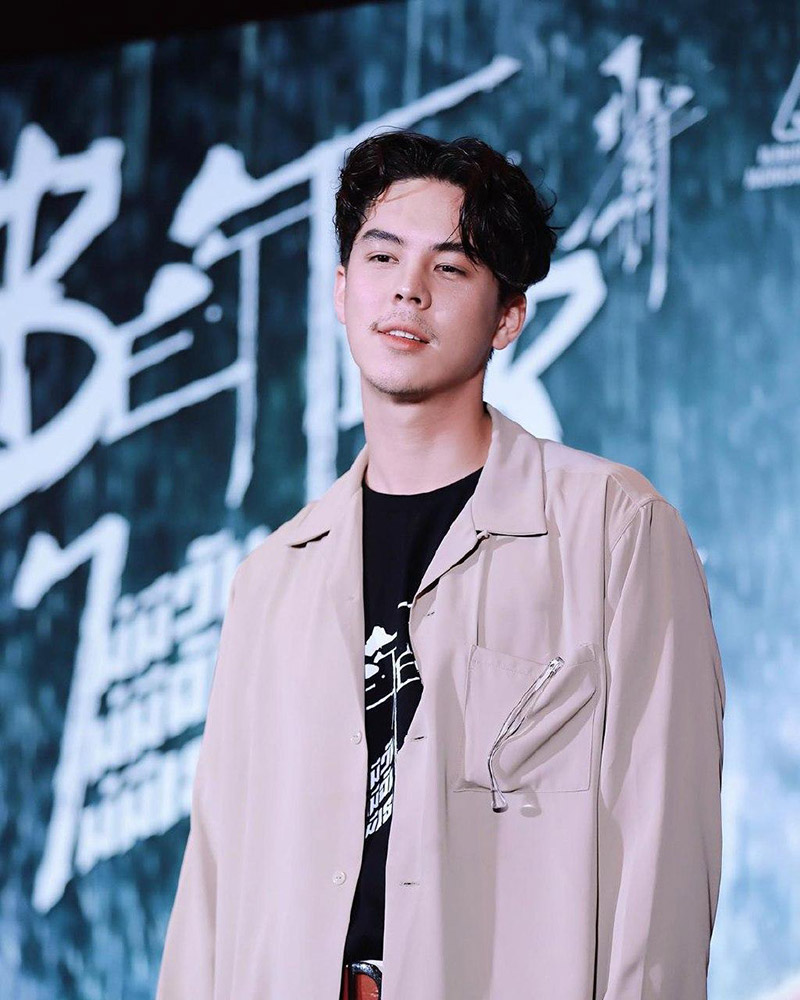 พีช พชร
