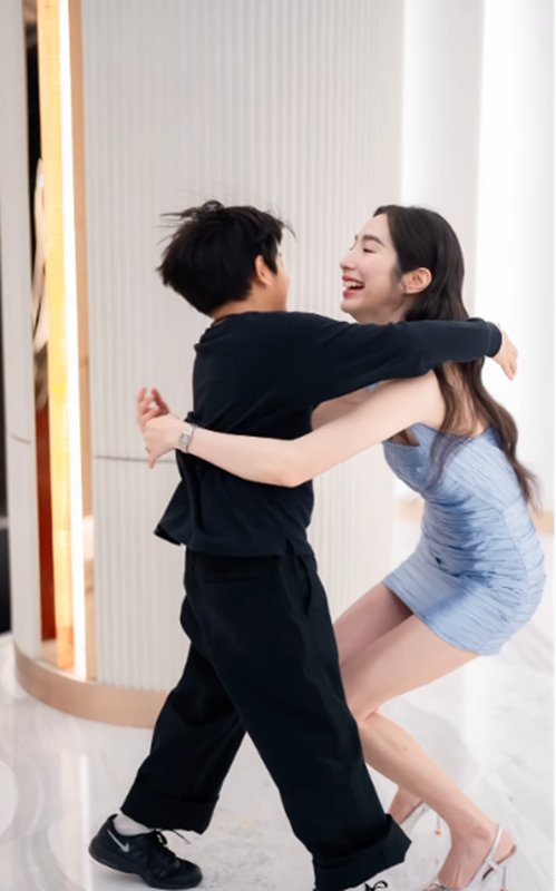 เอ้ก บุษกร น้องดิน