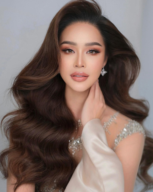 ทารีน่า โบเทส ประวัติ