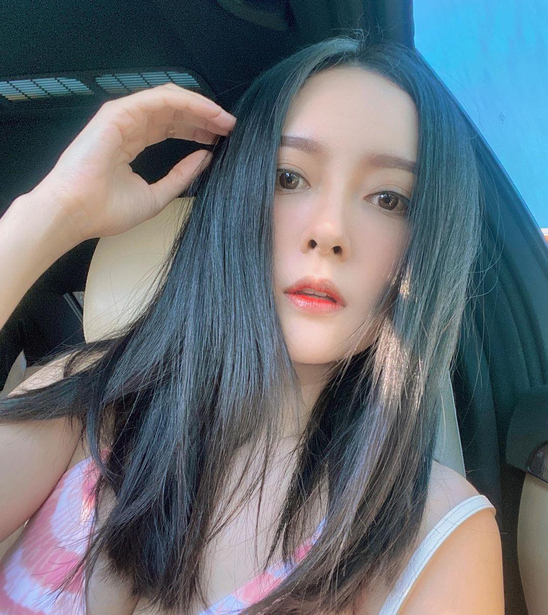 แก้มบุ๋ม ปรียาดา