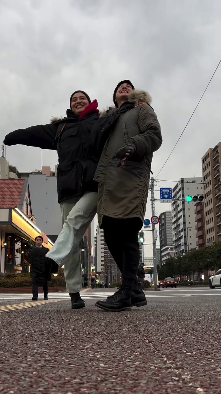 เจ มณฑล ควงแฟนสวีตหวานริมทะเล