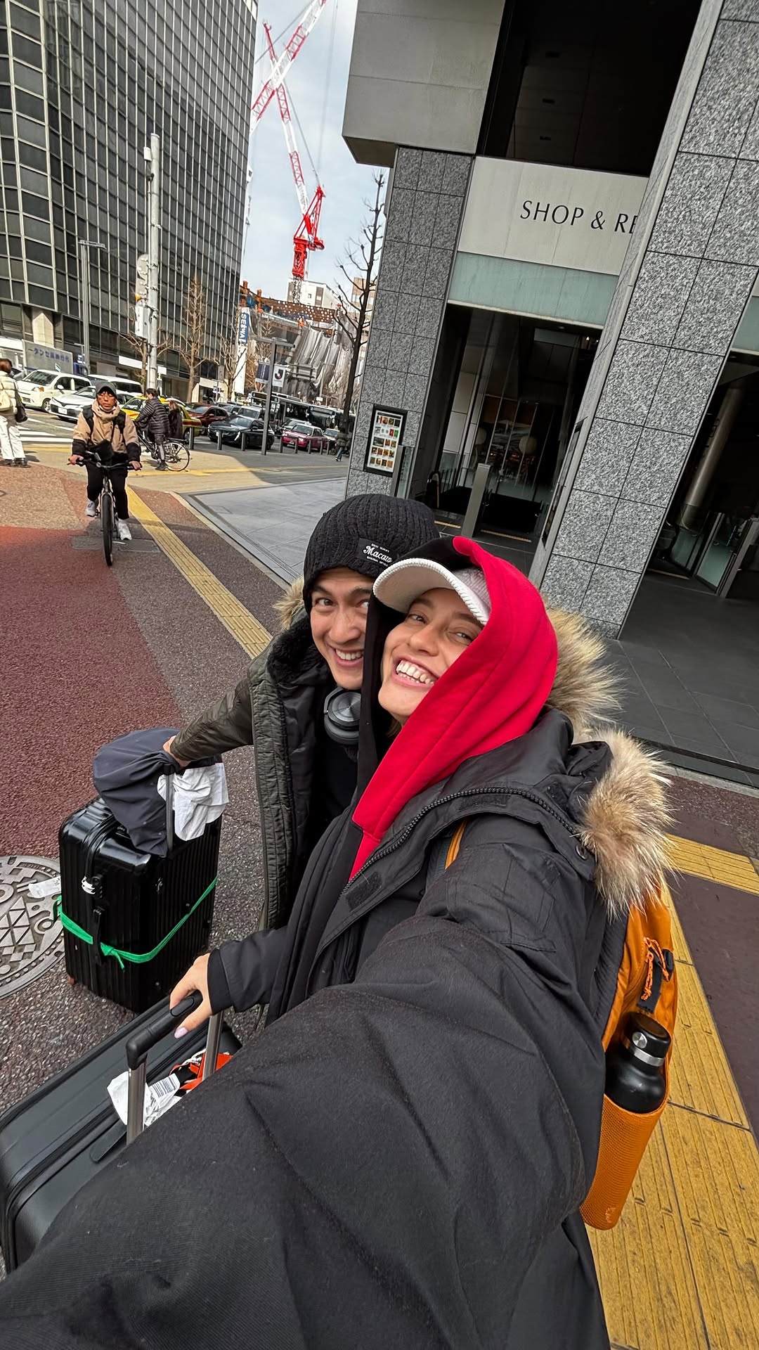 เจ มณฑล ควงแฟนสวีตหวานริมทะเล