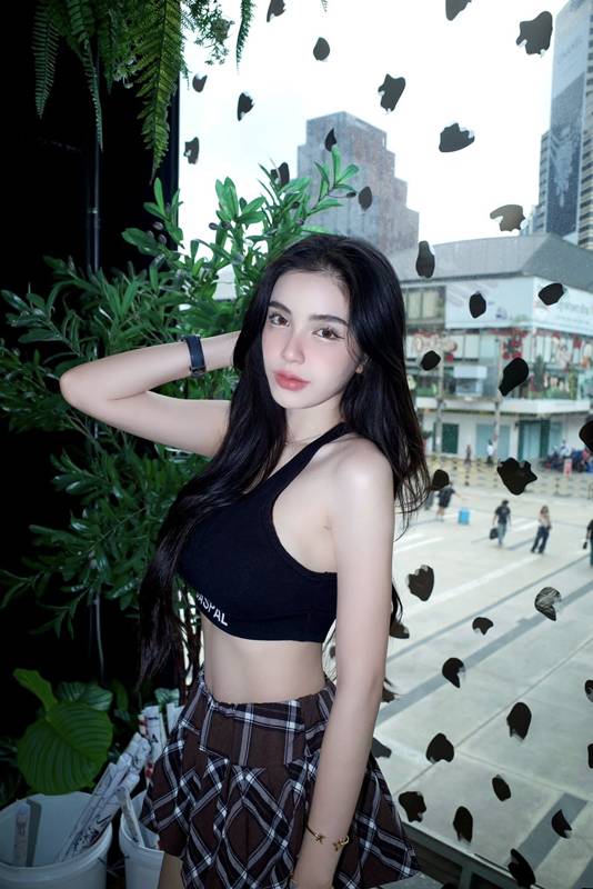 ขนม ศศิกานต์ ครูเต้ย อภิวัฒน์