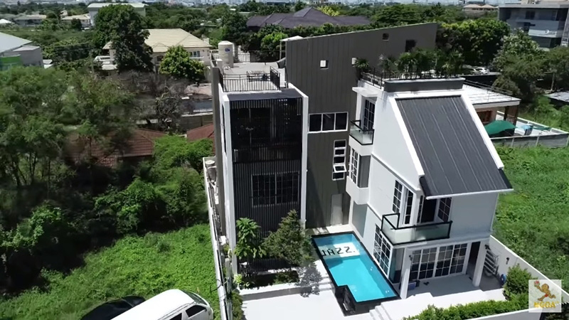 บ้านแจ๊ส ชวนชื่น